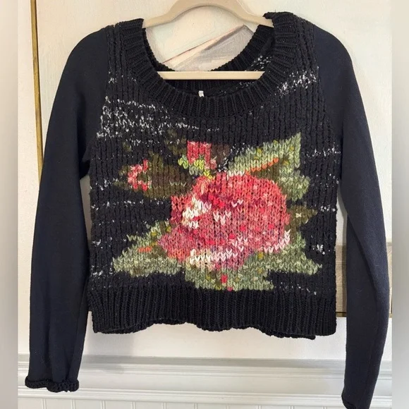 Free People Magic Rose Sweater Knit Red Black Green Size Medium - Picture 2 of 8